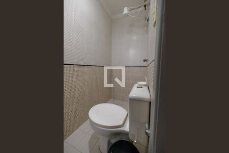 Apartamento para alugar com 68m², 2 quartos e 1 vaga Apartamento para alugar com 68m², 2 quartos e 1 vagaBanheiro da Suíte