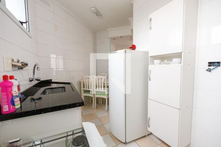 Apartamento para alugar com 68m², 2 quartos e 1 vaga Apartamento para alugar com 68m², 2 quartos e 1 vagaCozinha e Área de Serviço