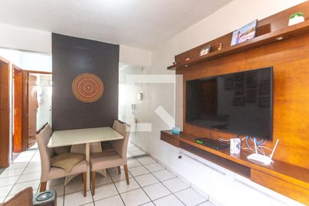 Apartamento à venda com 58m², 2 quartos e 1 vaga Apartamento à venda com 58m², 2 quartos e 1 vagaSala de estar