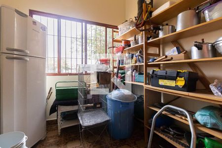 Casa à venda com 350m², 4 quartos e 4 vagasBanheiro de Serviço