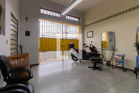 Casa à venda com 350m², 4 quartos e 4 vagasGaragem