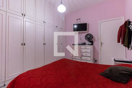 Casa à venda com 350m², 4 quartos e 4 vagasQuarto Suíte