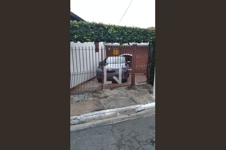 Casa à venda com 350m², 4 quartos e 4 vagasFachada