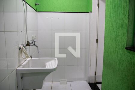 Casa à venda com 150m², 4 quartos e 4 vagasÁrea de Serviço