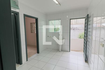 Lavanderia de casa à venda com 3 quartos, 238m² em Vila Lageado, São Paulo