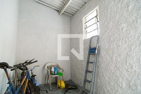 Casa à venda com 170m², 2 quartos e 1 vagaQuarto de Serviço