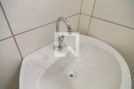 Casa à venda com 170m², 2 quartos e 1 vagaBanheiro - Torneira