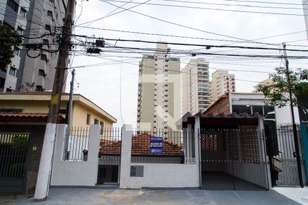 Casa à venda com 170m², 2 quartos e 1 vagaFachada