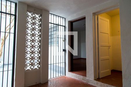 Casa à venda com 170m², 2 quartos e 1 vagaÁrea de Serviço