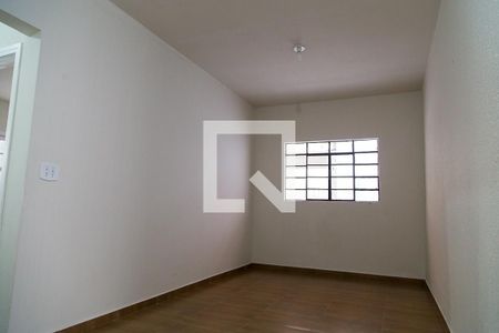 Sala de casa à venda com 2 quartos, 170m² em Chácara Inglesa, São Paulo