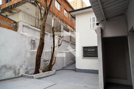 Casa à venda com 170m², 2 quartos e 1 vagaQuintal