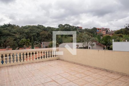 Casa à venda com 190m², 3 quartos e 6 vagasTerraço