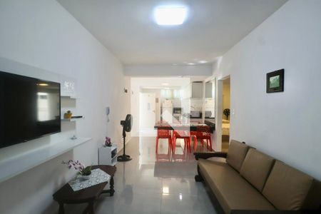 Sala de apartamento para alugar com 2 quartos, 70m² em Vila Alzira, Guarujá