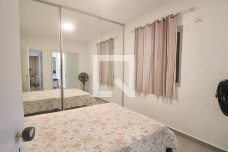 Suíte de apartamento para alugar com 2 quartos, 70m² em Vila Alzira, Guarujá