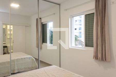 Quarto Suíte de apartamento para alugar com 2 quartos, 70m² em Vila Alzira, Guarujá