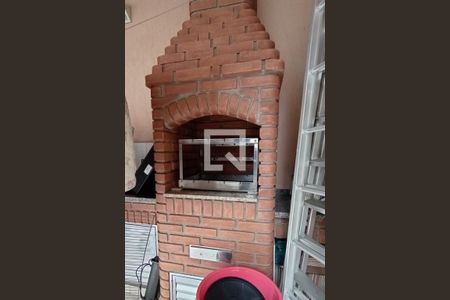 Casa à venda com 150m², 3 quartos e 2 vagas Casa à venda com 150m², 3 quartos e 2 vagasChurrasqueira