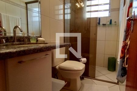 Casa à venda com 150m², 3 quartos e 2 vagas Casa à venda com 150m², 3 quartos e 2 vagasBanheiro 1