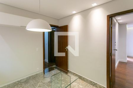 Apartamento para alugar com 111m², 3 quartos e 1 vagaCopa