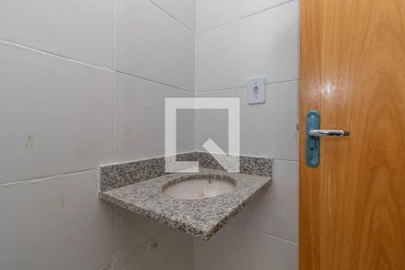 Banheiro de apartamento para alugar com 1 quarto, 25m² em Brás, São Paulo