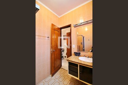 Casa à venda com 200m², 2 quartos e 3 vagasBanheiro da Suíte