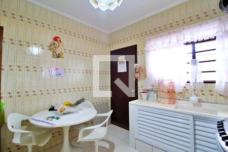 Casa à venda com 200m², 2 quartos e 3 vagasCozinha