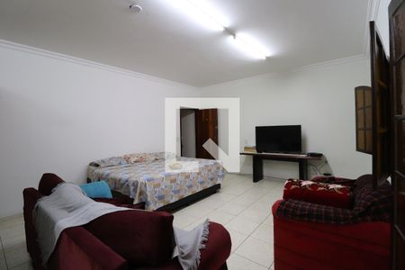 Suíte 1 de casa para alugar com 4 quartos, 650m² em Parque Jurema, Guarulhos