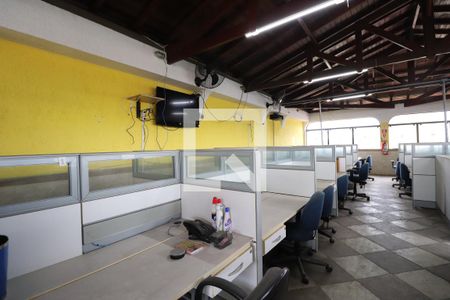 Casa para alugar com 650m², 4 quartos e 3 vagasSalão de Festas