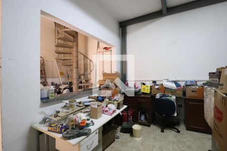 Casa para alugar com 650m², 4 quartos e 3 vagasQuarto Privativio