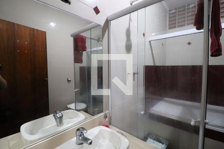 Casa para alugar com 650m², 4 quartos e 3 vagasBanheiro Social