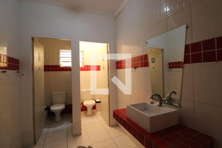 Casa para alugar com 650m², 4 quartos e 3 vagasBANHEIRO SOCIAL II