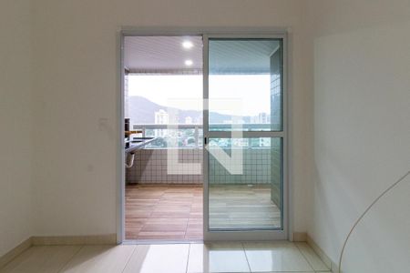 Detalhe da sala de apartamento para alugar com 2 quartos, 80m² em Canto do Forte, Praia Grande