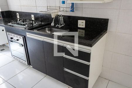 Apartamento para alugar com 44m², 2 quartos e 1 vaga Apartamento para alugar com 44m², 2 quartos e 1 vagaCozinha e Área de Serviço