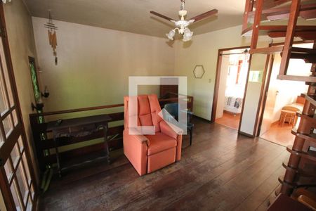 Casa à venda com 290m², 5 quartos e 3 vagasSala de TV