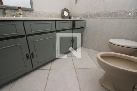 Casa à venda com 290m², 5 quartos e 3 vagasBanheiro da Suíte 1