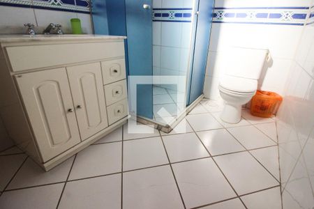 Casa à venda com 290m², 5 quartos e 3 vagasBanheiro da Suíte 2