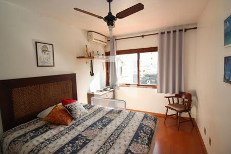 Casa à venda com 290m², 5 quartos e 3 vagasQuarto 2