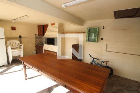 Casa à venda com 290m², 5 quartos e 3 vagasVaranda gourmet