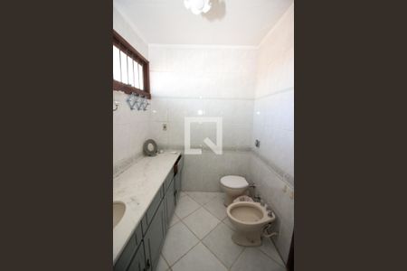 Casa à venda com 290m², 5 quartos e 3 vagasBanheiro da Suíte 1