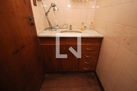 Casa à venda com 290m², 5 quartos e 3 vagasLavabo