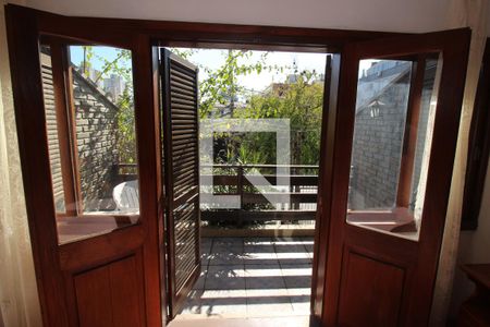 Casa à venda com 290m², 5 quartos e 3 vagasVista da Suíte 1