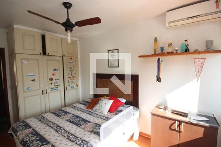 Casa à venda com 290m², 5 quartos e 3 vagasQuarto 2