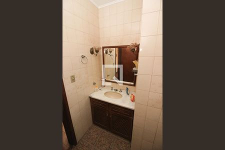 Casa à venda com 290m², 5 quartos e 3 vagasBanheiro 1