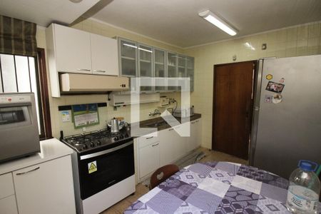 Casa à venda com 290m², 5 quartos e 3 vagasCozinha