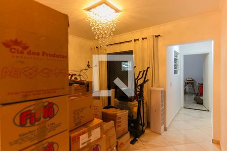 Casa à venda com 154m², 3 quartos e 2 vagas Casa à venda com 154m², 3 quartos e 2 vagasHall