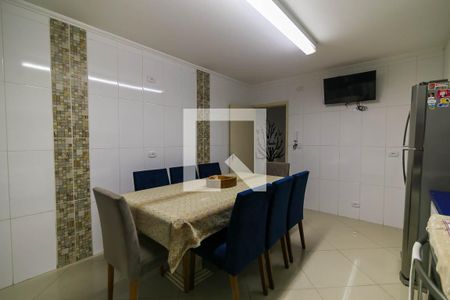 Casa à venda com 154m², 3 quartos e 2 vagas Casa à venda com 154m², 3 quartos e 2 vagasCozinha
