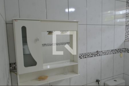 Banheiro de casa para alugar com 2 quartos, 90m² em Taquara, Rio de Janeiro