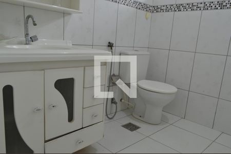Banheiro de casa para alugar com 2 quartos, 90m² em Taquara, Rio de Janeiro