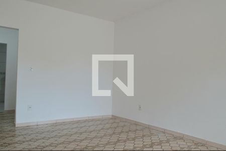 Sala de casa para alugar com 2 quartos, 90m² em Taquara, Rio de Janeiro