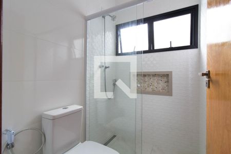 Casa de condomínio para alugar com 178m², 3 quartos e 4 vagasBanheiro