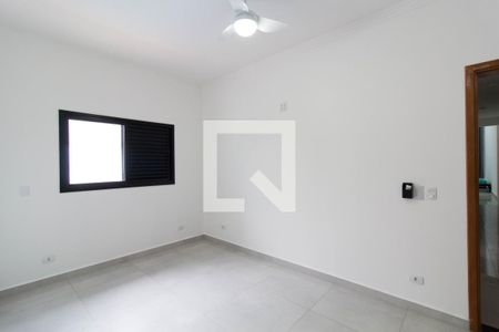 Casa de condomínio para alugar com 178m², 3 quartos e 4 vagasSuíte